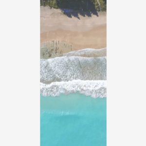 Transport yourself to Gisborne’s Wainui Beach with our yoga mat featuring aerial views of the iconic Pines.